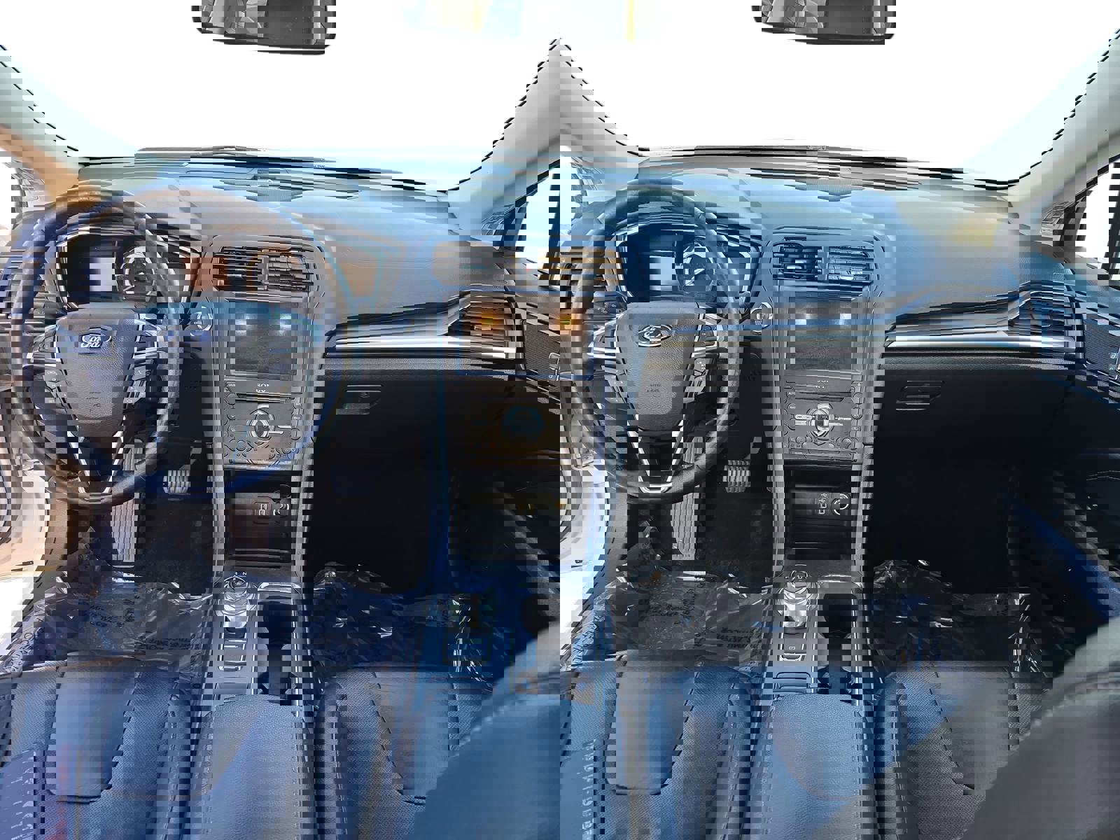 Used 2019 Ford Fusion Titanium image 9