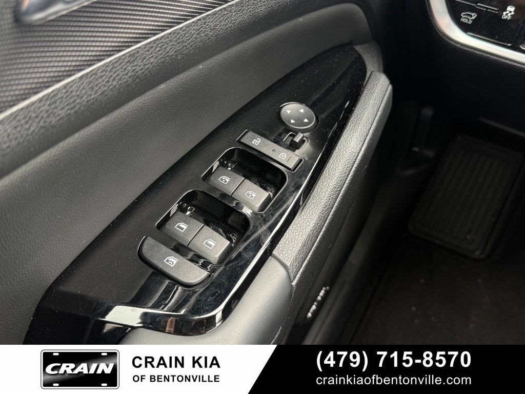 Certified 2025 Kia Sportage SX FWD image 10
