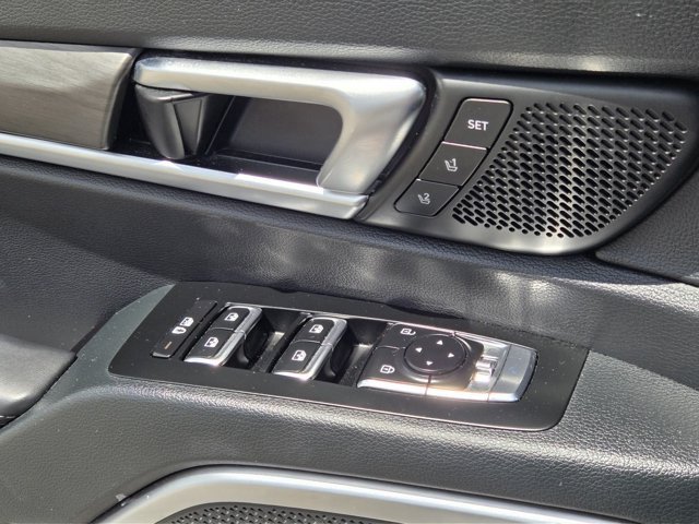 Certified 2025 Kia Telluride SX Prestige X-Line AWD/4WD image 25