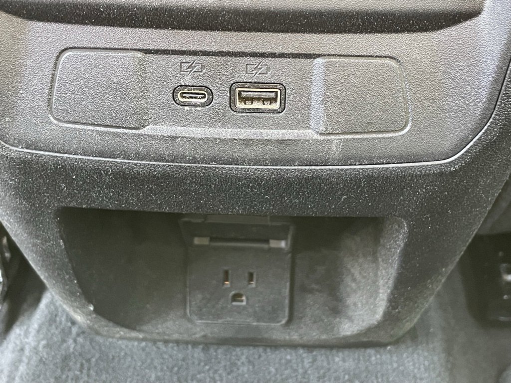 Used 2024 Chevrolet Colorado ZR2 w/ Safety Package image 24