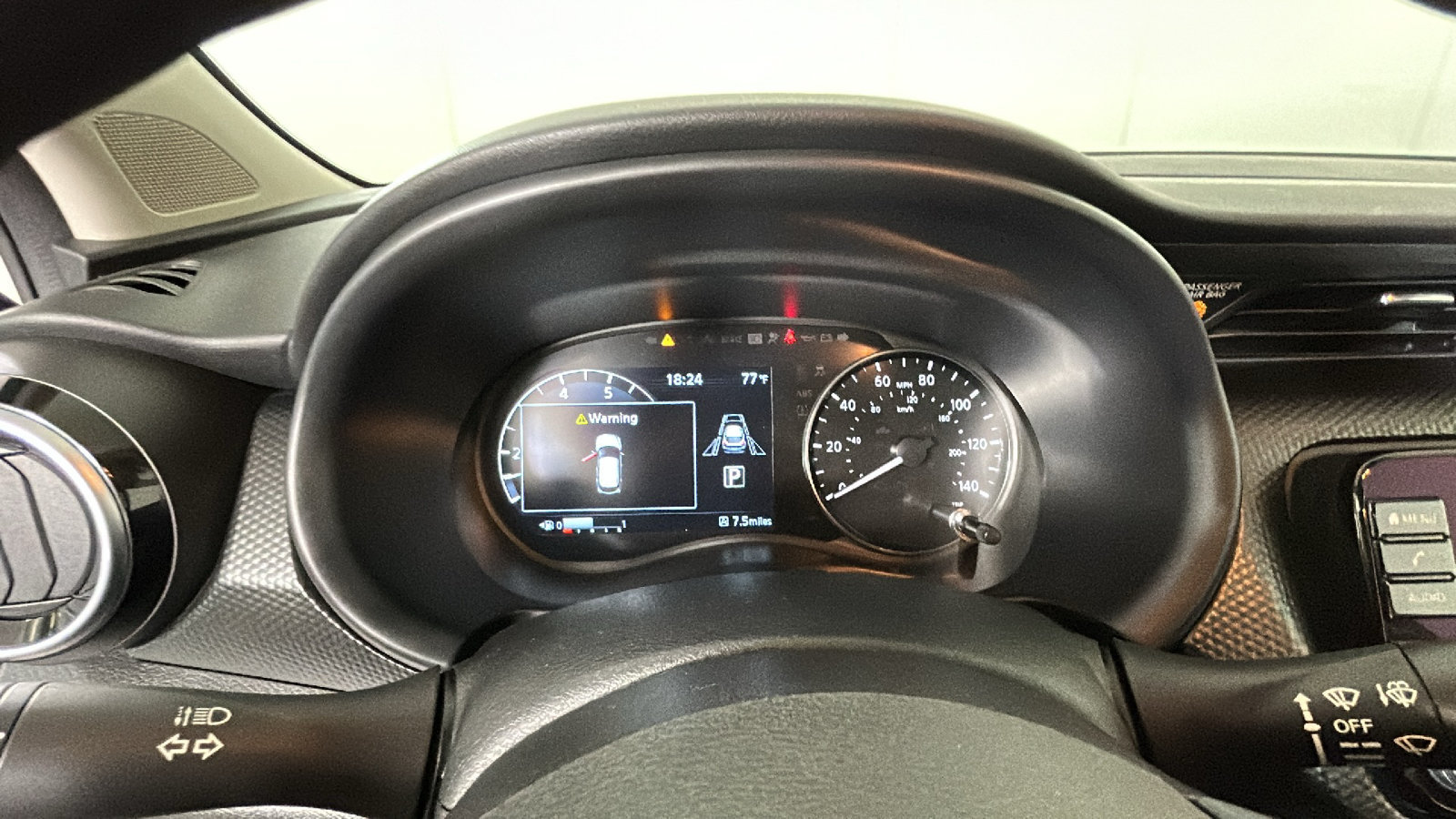 Used 2023 Nissan Kicks SV FWD image 21