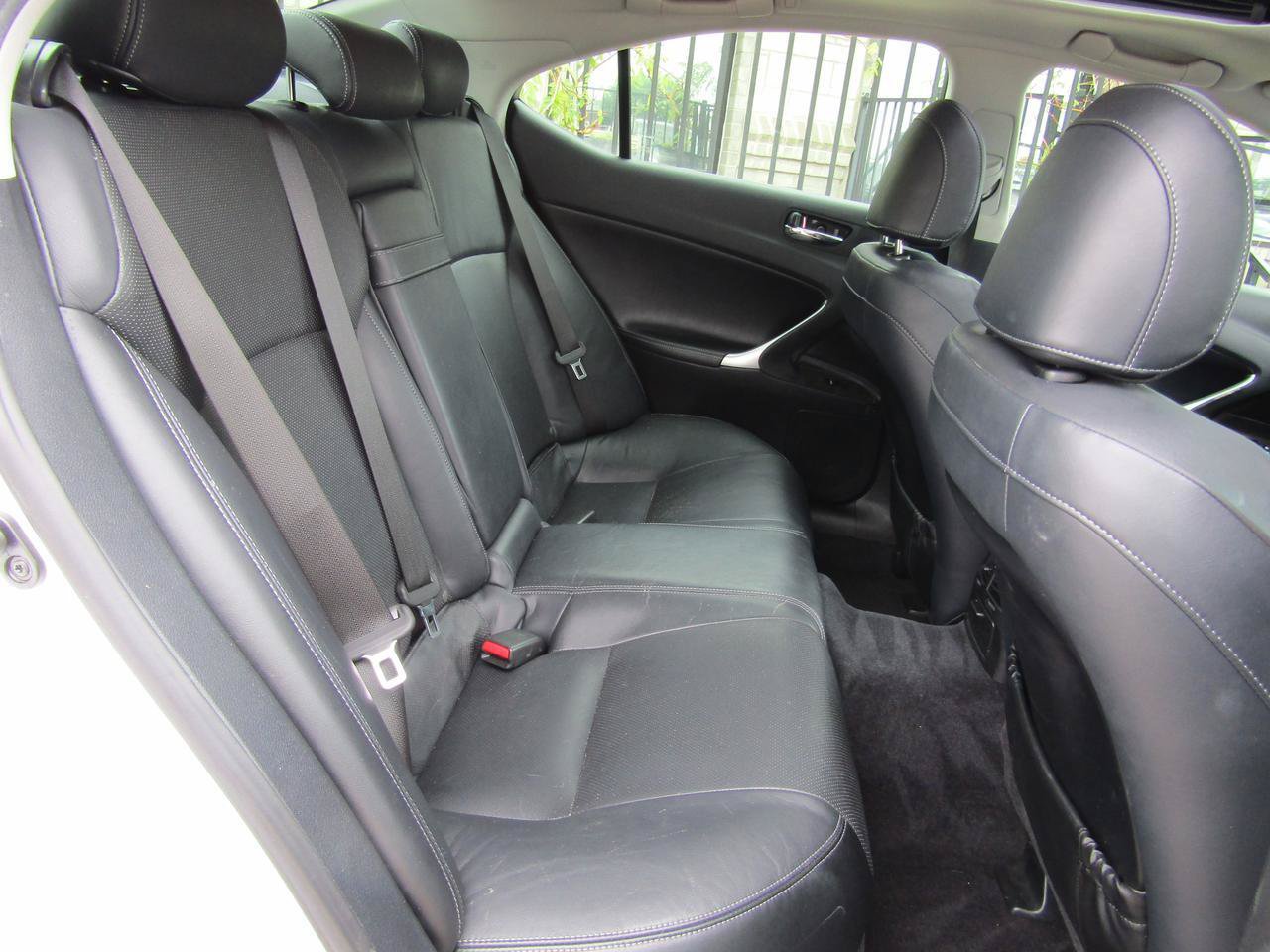 Used 2012 Lexus IS 250 w/ Premium Pkg Value Edition RWD image 13