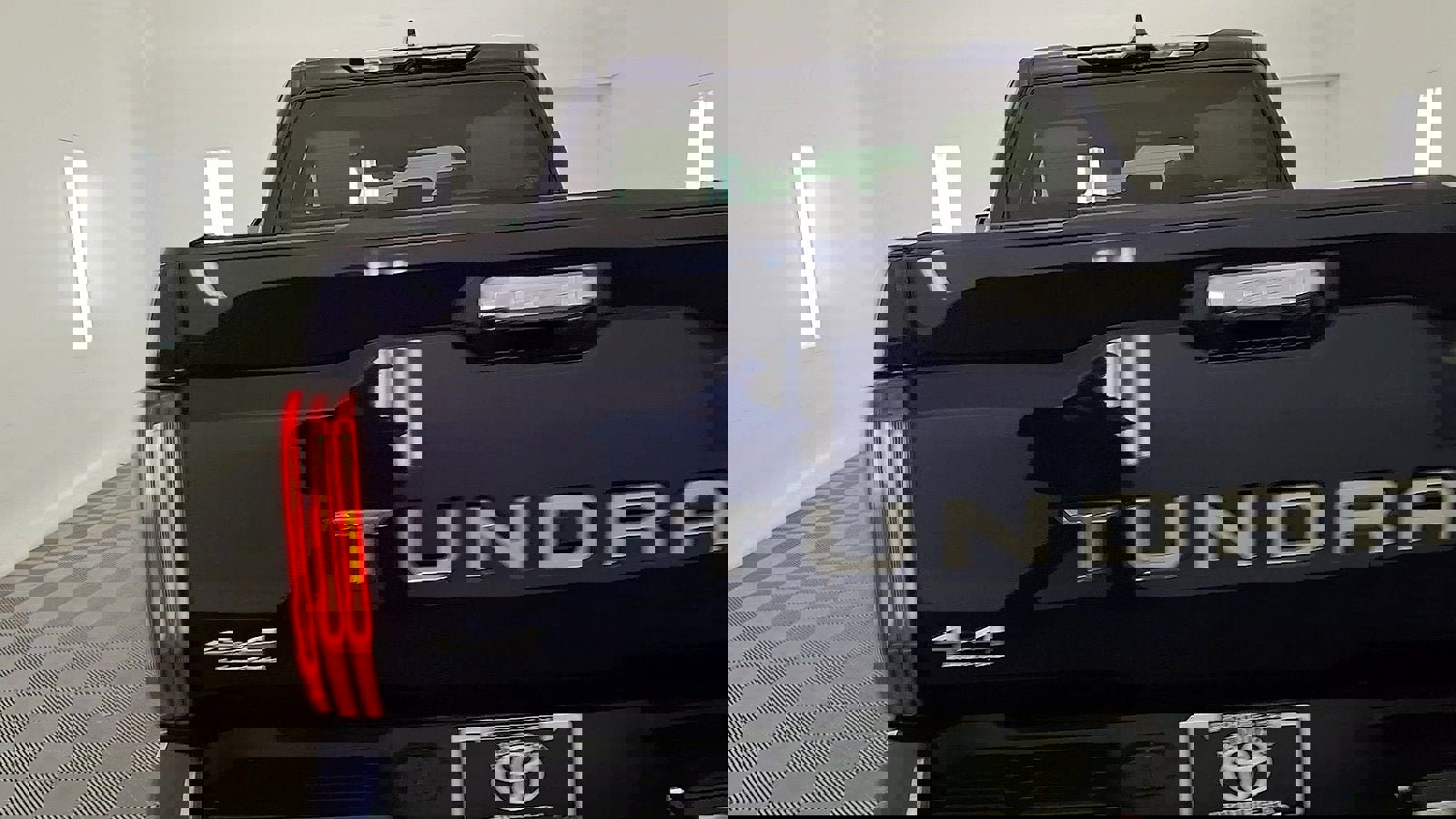 Used 2022 Toyota Tundra Capstone image 3