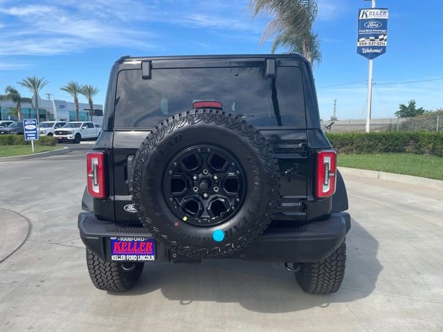 New 2026 Ford Bronco Badlands image 4