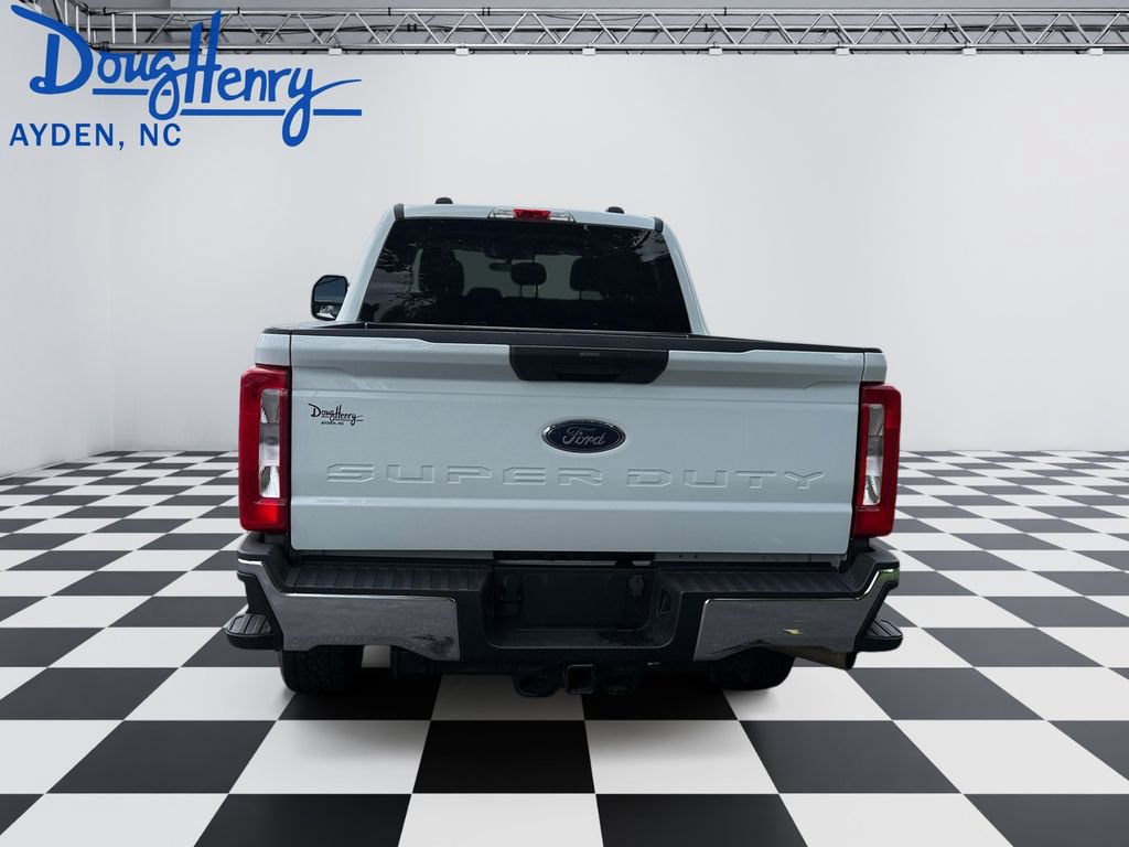Used 2026 Ford F250 XLT AWD/4WD image 4