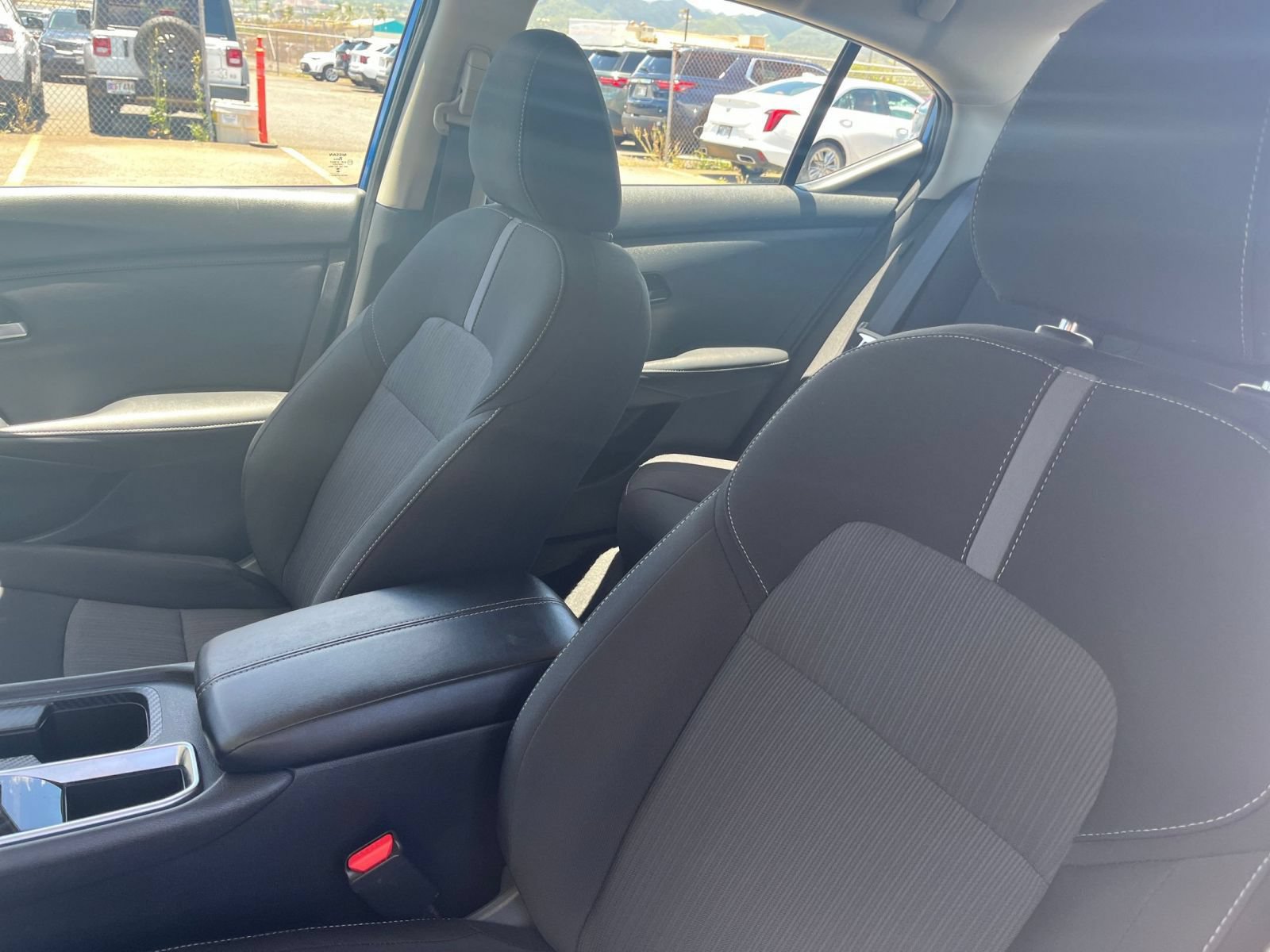 Used 2025 Nissan Sentra SV FWD image 34