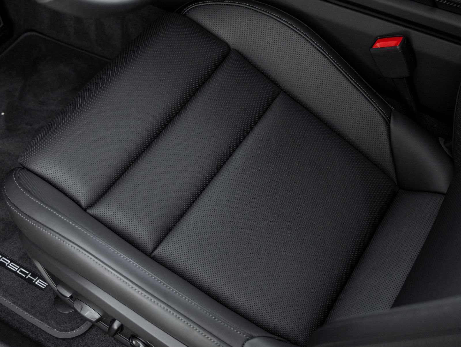 New 2026 Porsche Taycan AWD/4WD image 23