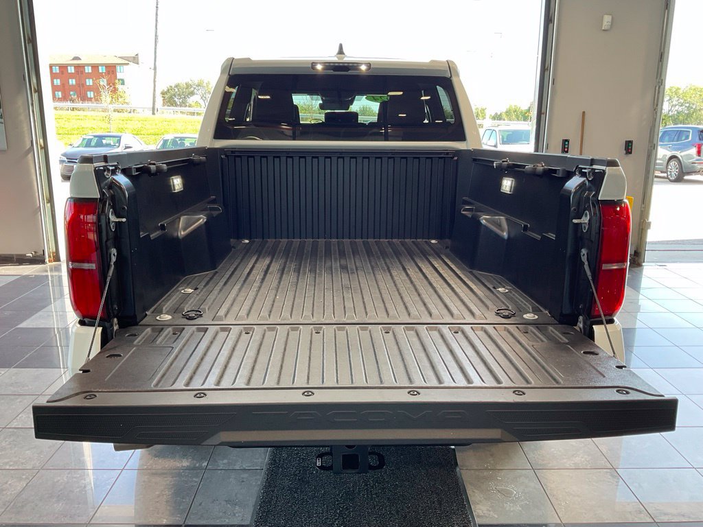 Certified 2024 Toyota Tacoma TRD Sport AWD/4WD image 5