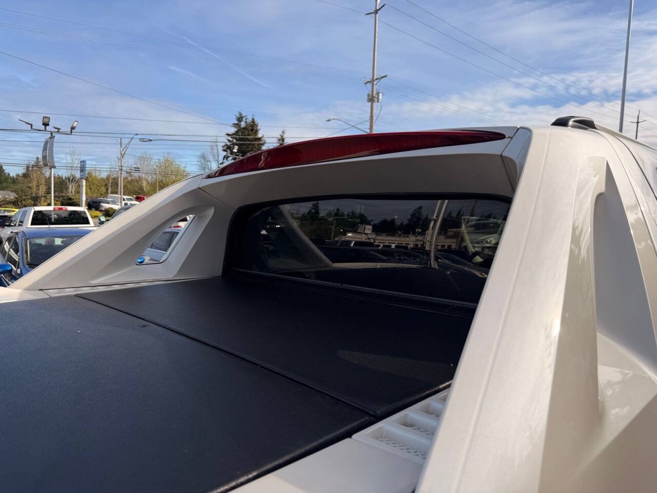 Used 2013 Chevrolet Avalanche LTZ AWD/4WD image 35