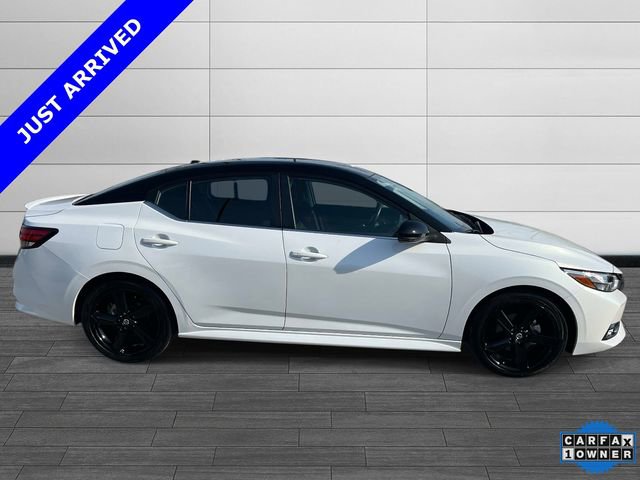 Used 2022 Nissan Sentra SR w/ Lighting Package image 2