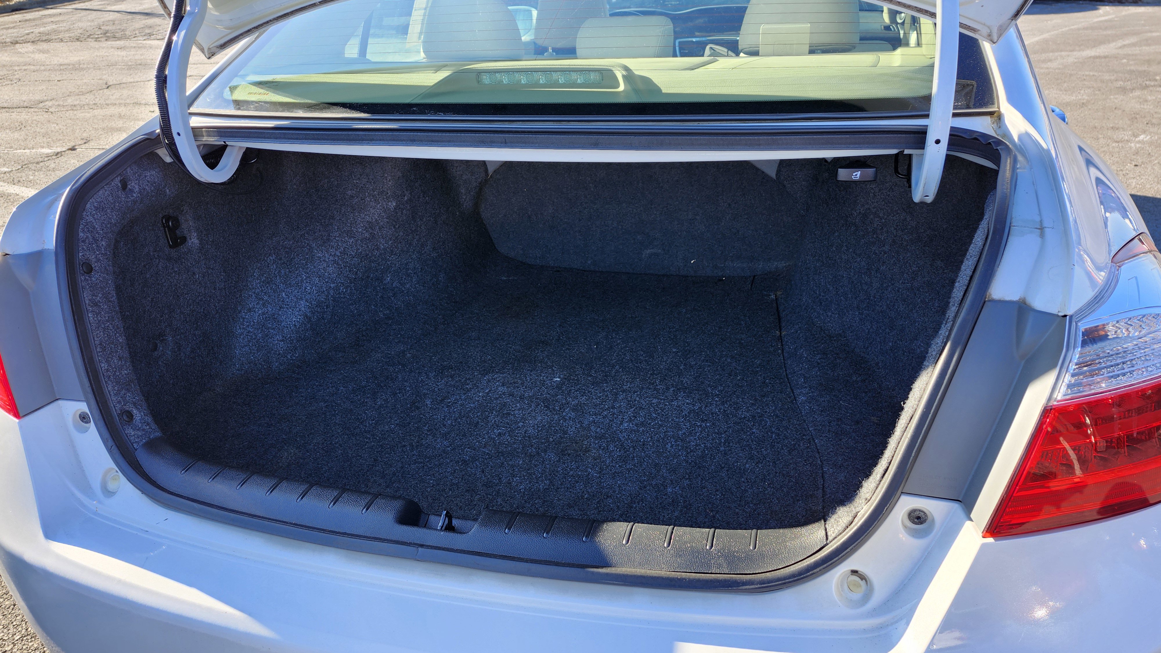 Used 2014 Honda Accord EX-L image 24