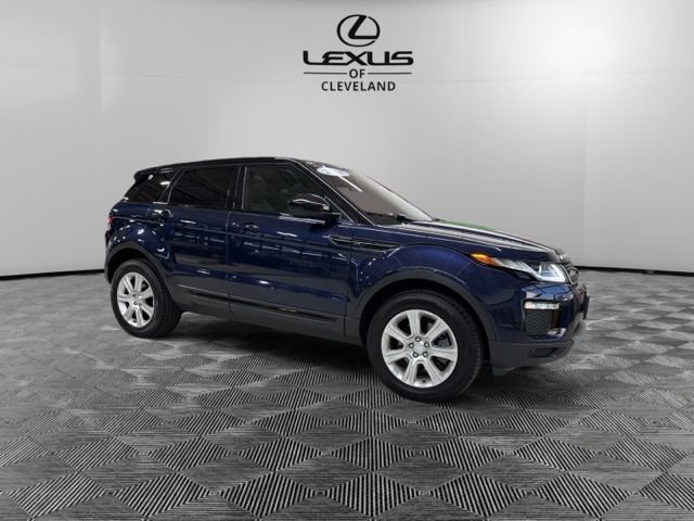 Used 2018 Land Rover Range Rover Evoque SE AWD/4WD image 2