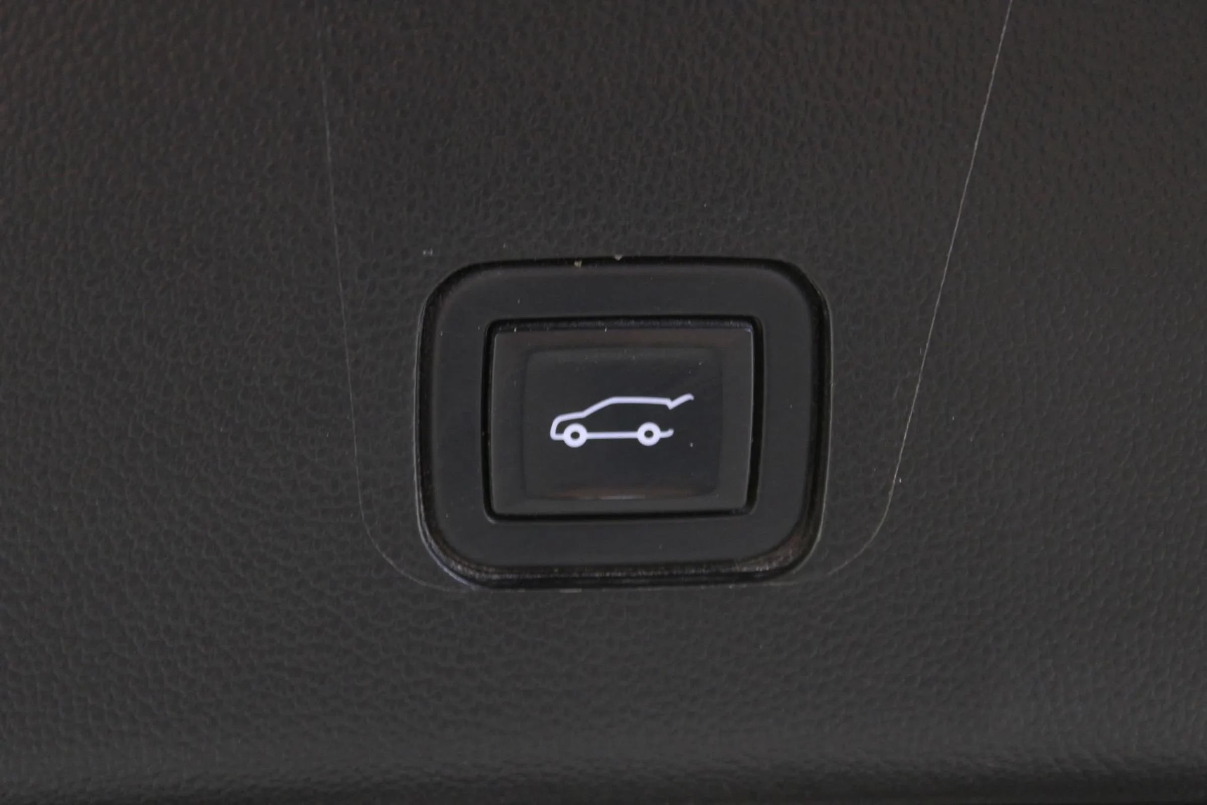 Used 2021 Chevrolet Traverse RS w/ LPO, Floor Liner Package AWD/4WD image 29