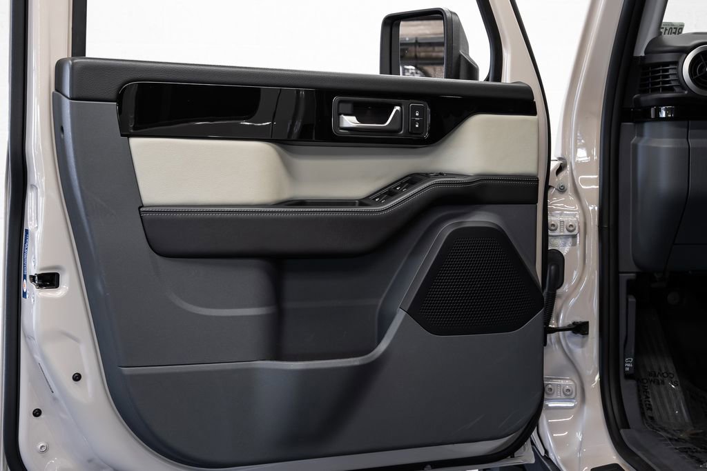 Used 2024 INEOS Grenadier Fieldmaster Edition image 21