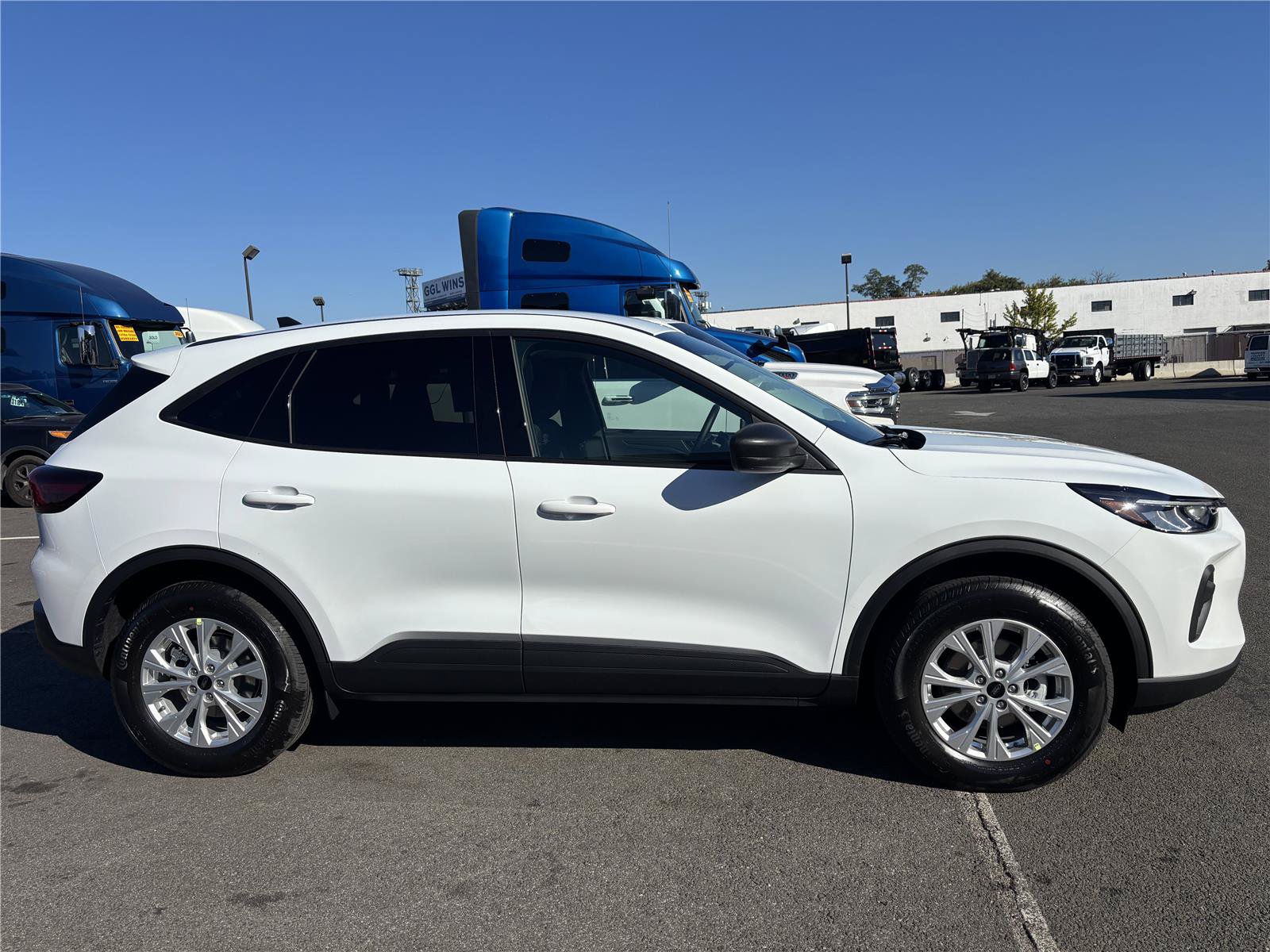 New 2026 Ford Escape Active w/ Tech Pack #1 AWD/4WD image 4