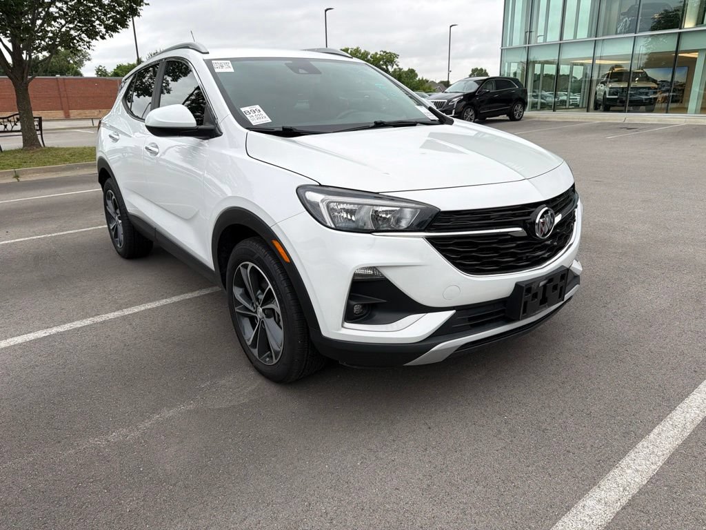 Used 2022 Buick Encore GX Select FWD image 1
