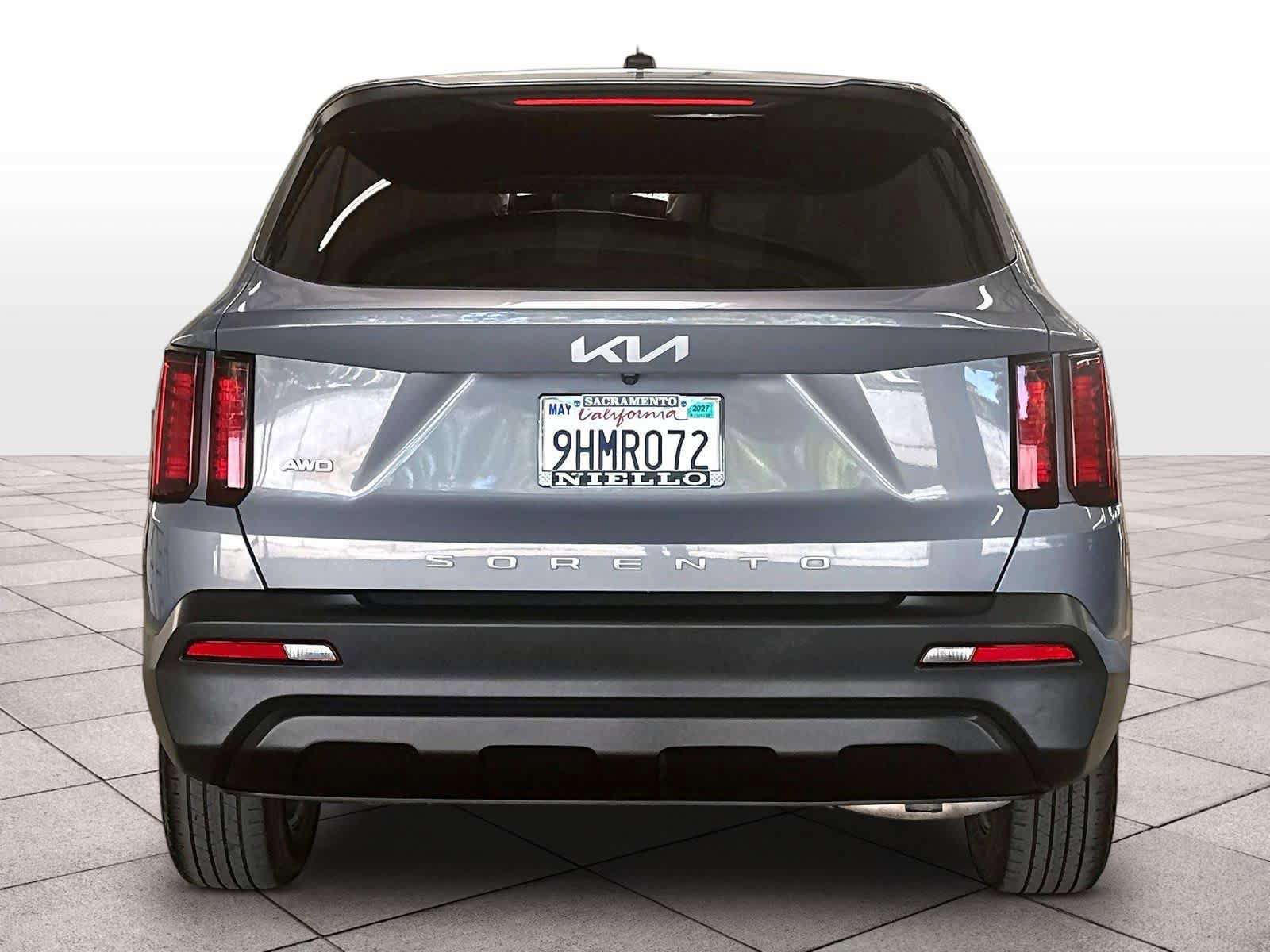 Used 2022 Kia Sorento LX AWD/4WD image 8