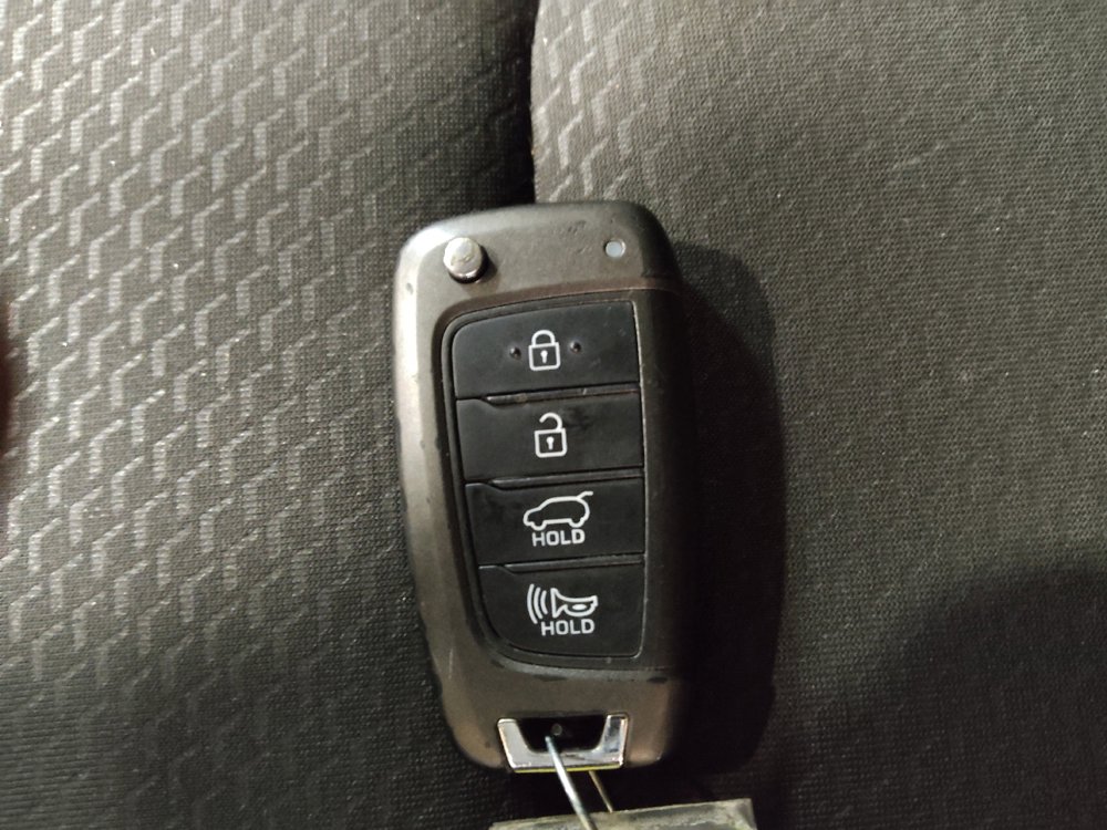 Used 2018 Hyundai Elantra GT FWD image 32