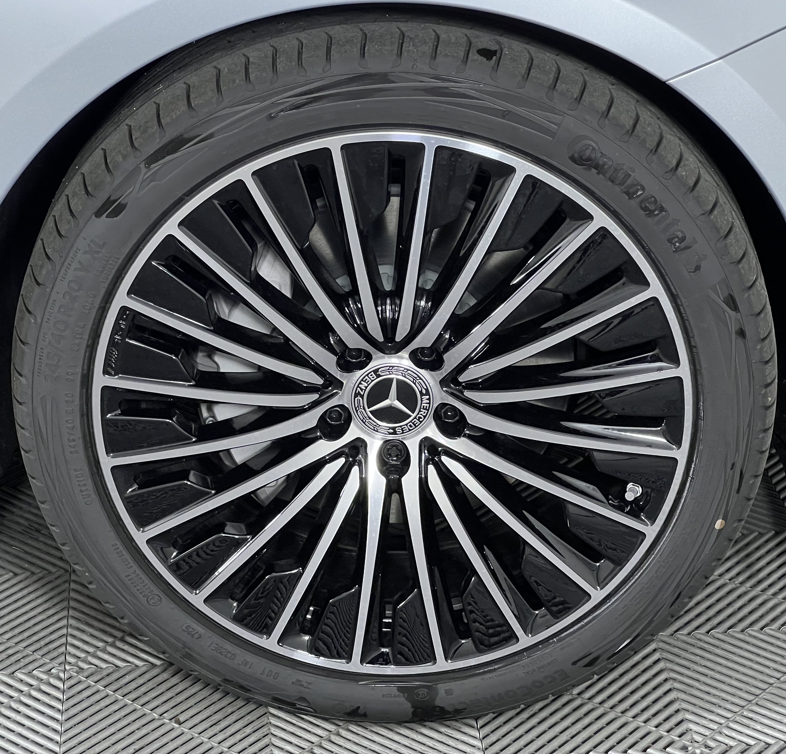 New 2026 Mercedes-Benz E 350 4MATIC Sedan image 14