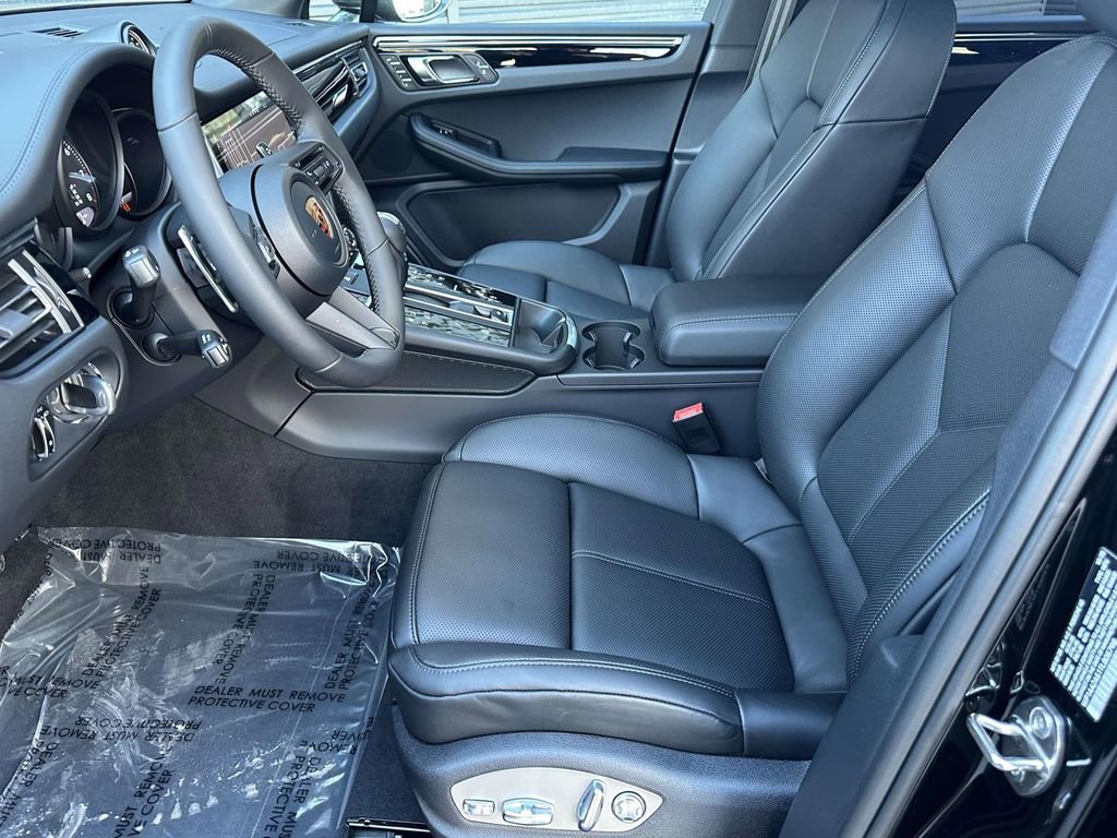 New 2026 Porsche Macan AWD/4WD image 19