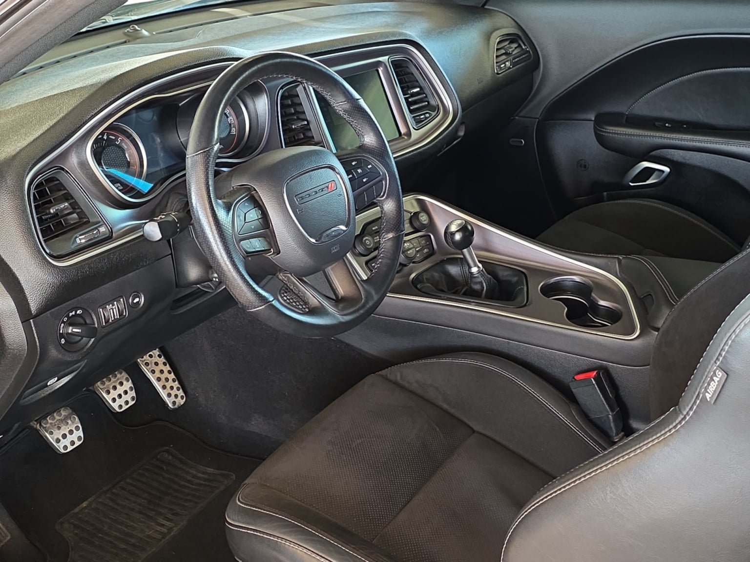 Used 2019 Dodge Challenger R/T Scat Pack RWD image 13
