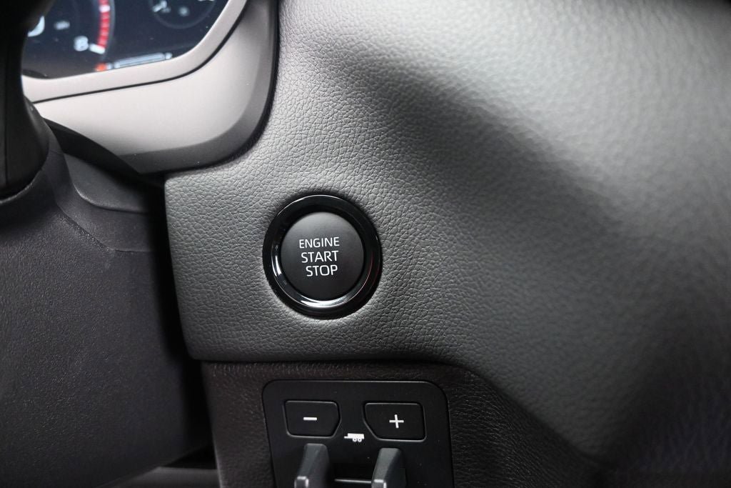 New 2026 Toyota Tundra Limited AWD/4WD image 22