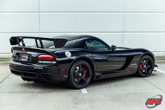 Used 2009 Dodge Viper ACR RWD image 3