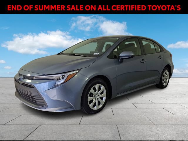 Certified 2025 Toyota Corolla LE FWD image 4