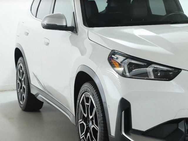 Certified 2023 BMW X1 xDrive28i w/ Premium Package AWD/4WD image 9