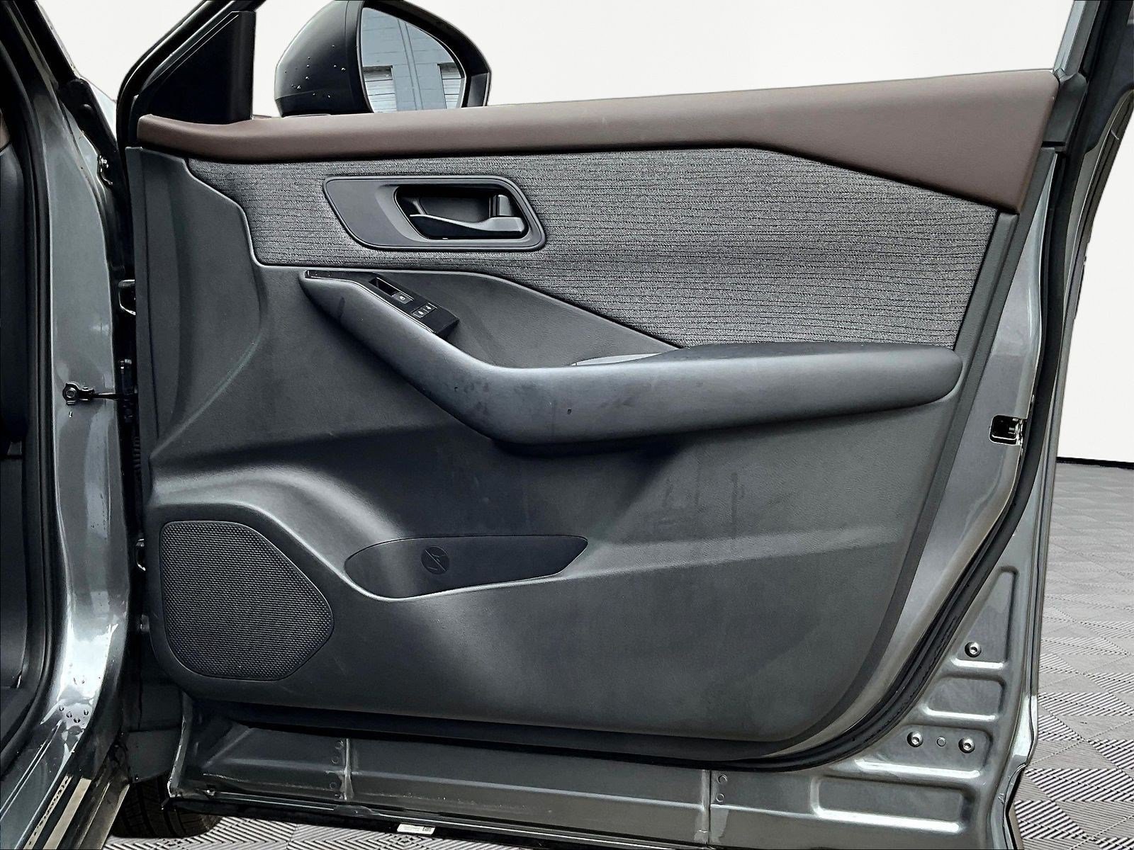 Certified 2023 Nissan Rogue S FWD image 26