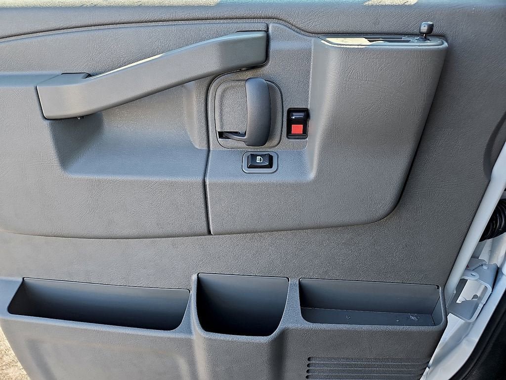New 2025 Chevrolet Express 2500 w/ Driver Convenience Package RWD image 8