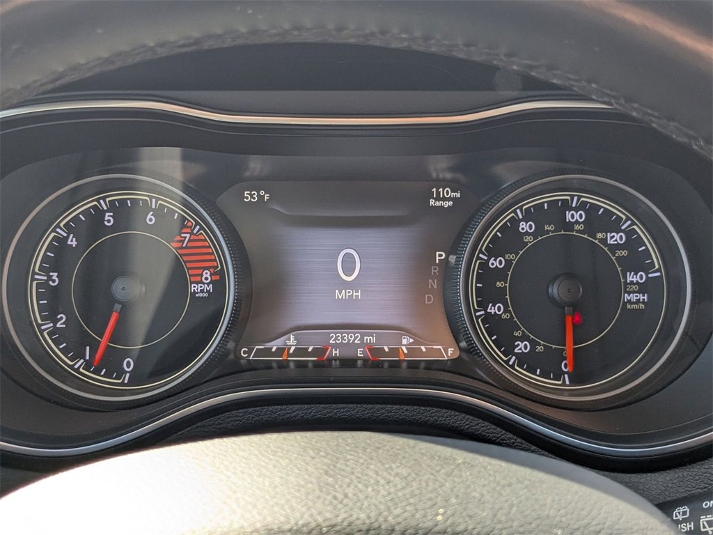 Used 2019 Jeep Cherokee Limited image 11