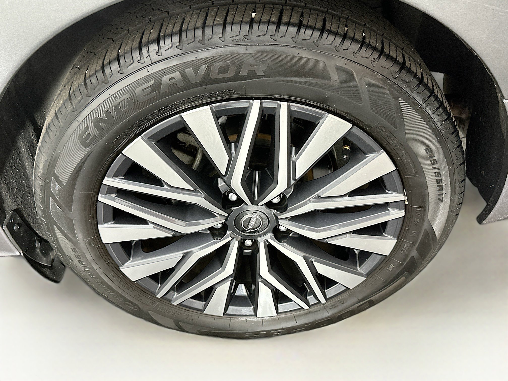 Used 2023 Nissan Altima 2.5 SV FWD image 11