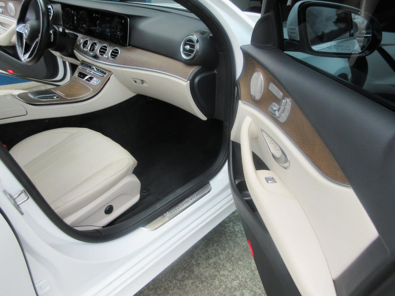 Used 2021 Mercedes-Benz E 350 Sedan image 20