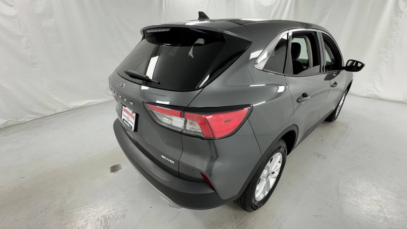 Used 2021 Ford Escape SE AWD/4WD image 3