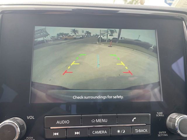 Used 2022 Nissan Frontier SV w/ Technology Package RWD image 14