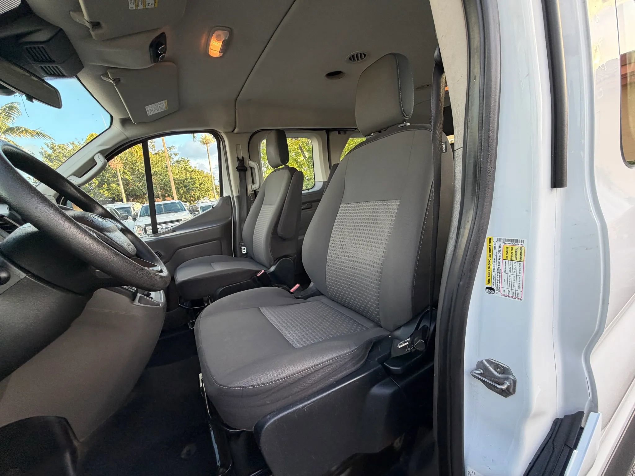 Used 2020 Ford Transit 350 XLT RWD image 18