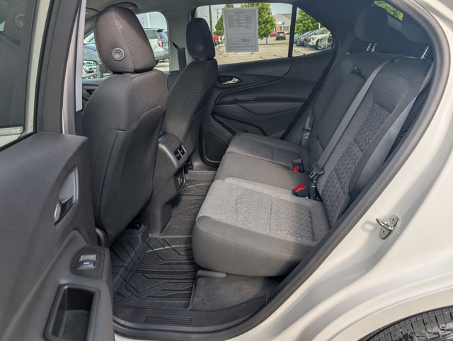 Used 2024 Chevrolet Equinox LT w/ LPO, Floor Liner Package FWD image 12