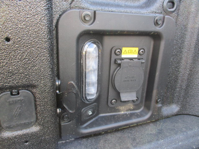 Used 2025 Ford Maverick Tremor AWD/4WD image 25