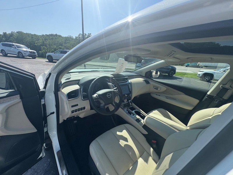 Used 2024 Nissan Murano SL image 10