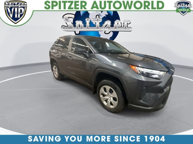 Used 2023 Toyota RAV4 LE AWD/4WD image 3
