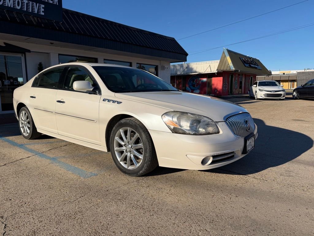 Used 2011 Buick Lucerne Super image 3