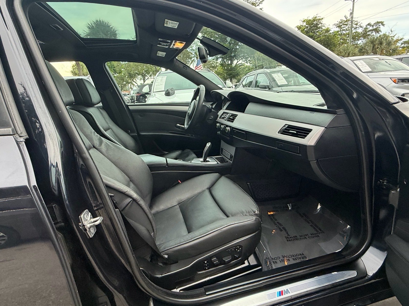 Used 2010 BMW 535i xDrive Sedan AWD/4WD image 15