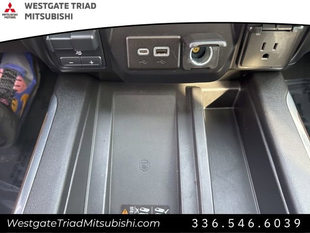 Used 2020 Chevrolet Silverado 2500 High Country w/ Technology Package image 44