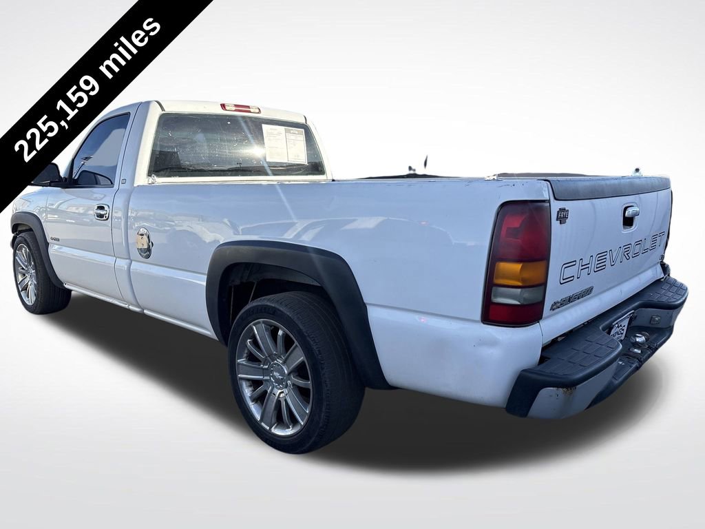 Used 2001 Chevrolet Silverado 1500 Base image 2