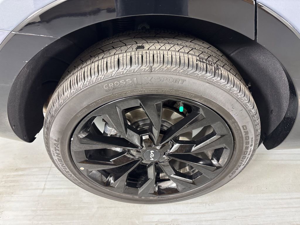 Used 2023 Kia Sorento SX image 9