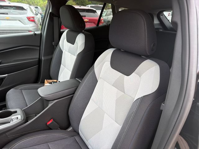 New 2026 Chevrolet Trax LS w/ LS Convenience Package FWD image 21