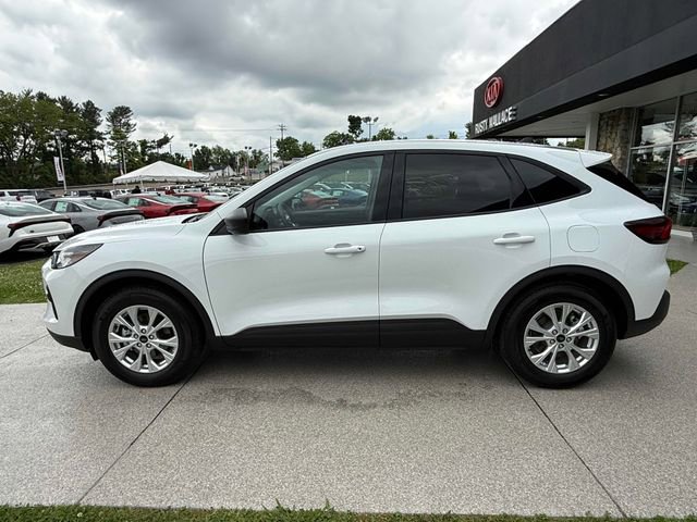 Used 2025 Ford Escape Active FWD image 23