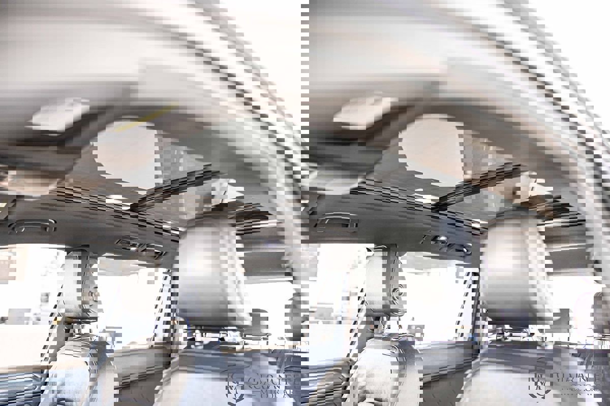 Used 2019 Volkswagen Tiguan SEL Premium image 20