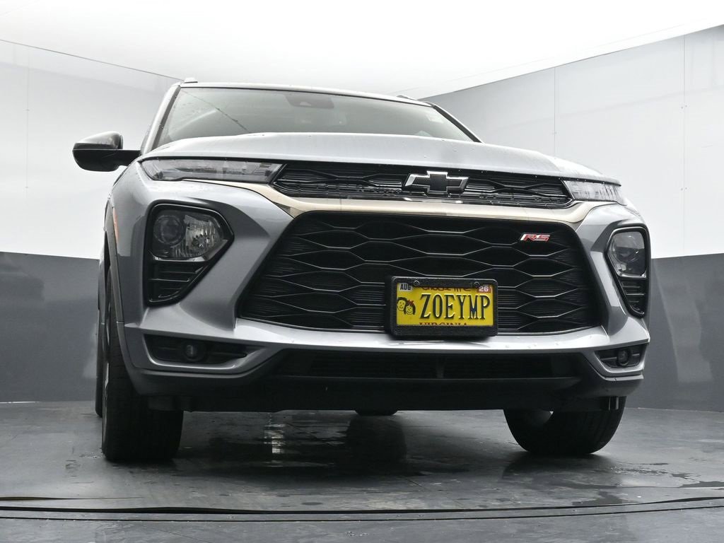Used 2023 Chevrolet TrailBlazer RS w/ Sun and Liftgate Package image 19